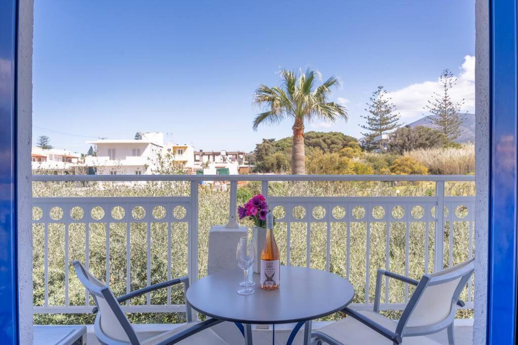 Sergiani Garden Hotel Apartments Sztalída Kültér fotó