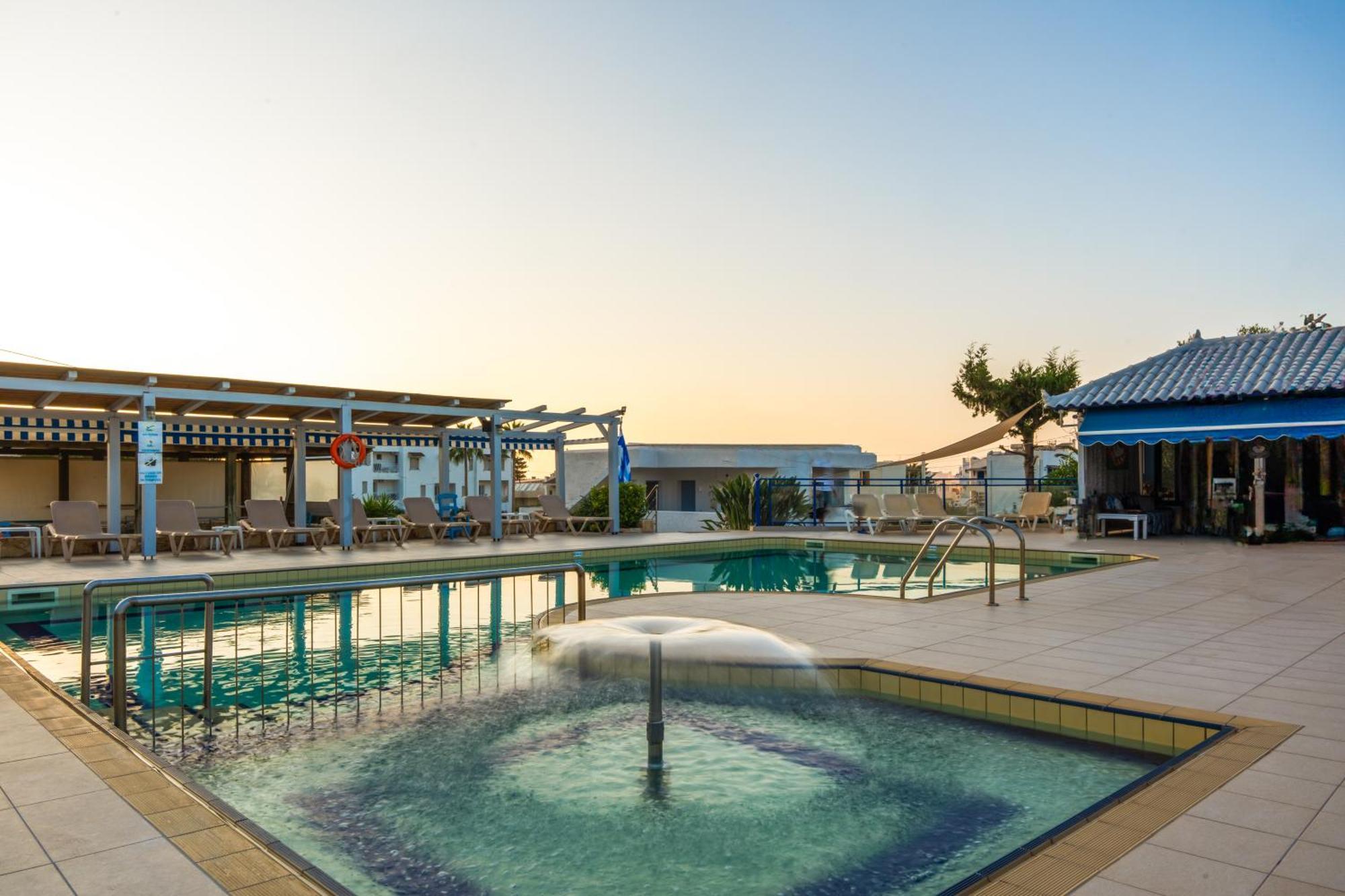 Sergiani Garden Hotel Apartments Sztalída Kültér fotó