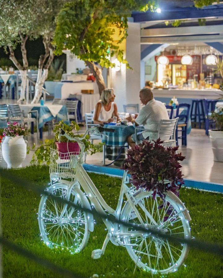 Sergiani Garden Hotel Apartments Sztalída Kültér fotó